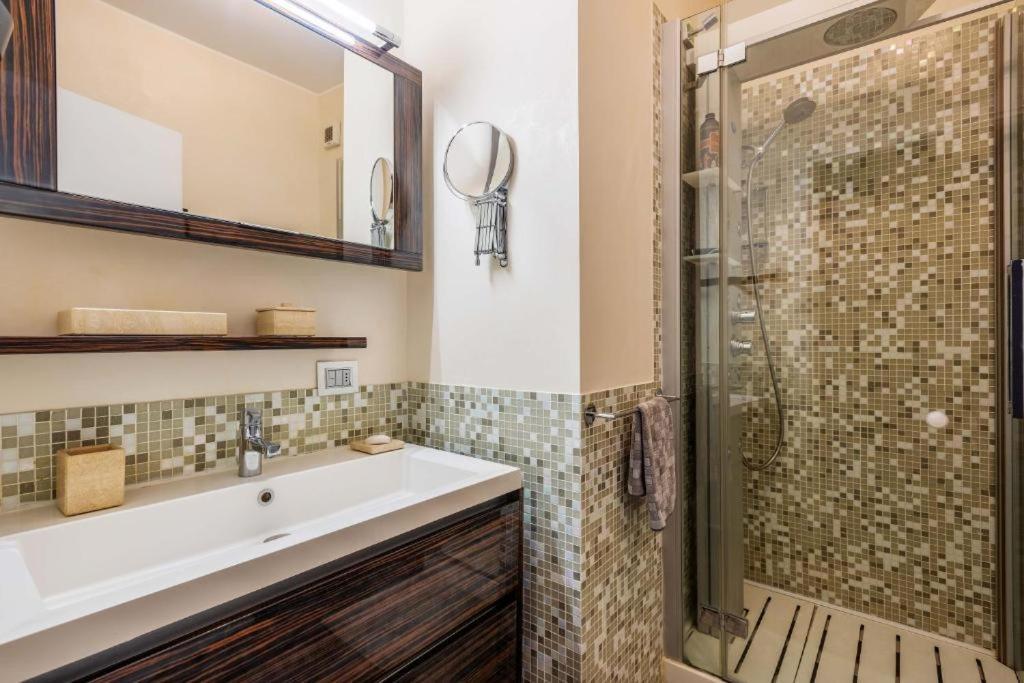 Amazing Apt In The Heart Of Pta Venezia Milão Exterior foto