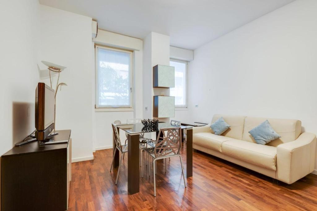 Amazing Apt In The Heart Of Pta Venezia Milão Exterior foto