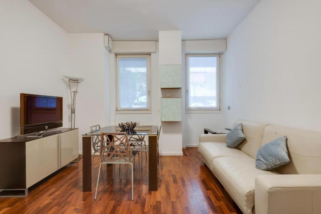 Amazing Apt In The Heart Of Pta Venezia Milão Exterior foto